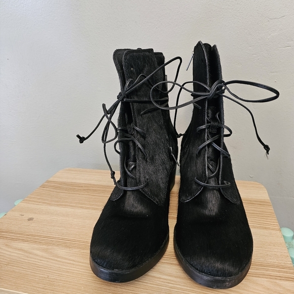 UGG black Oriana exotic calf hair boots 9.5 - Picture 6 of 10